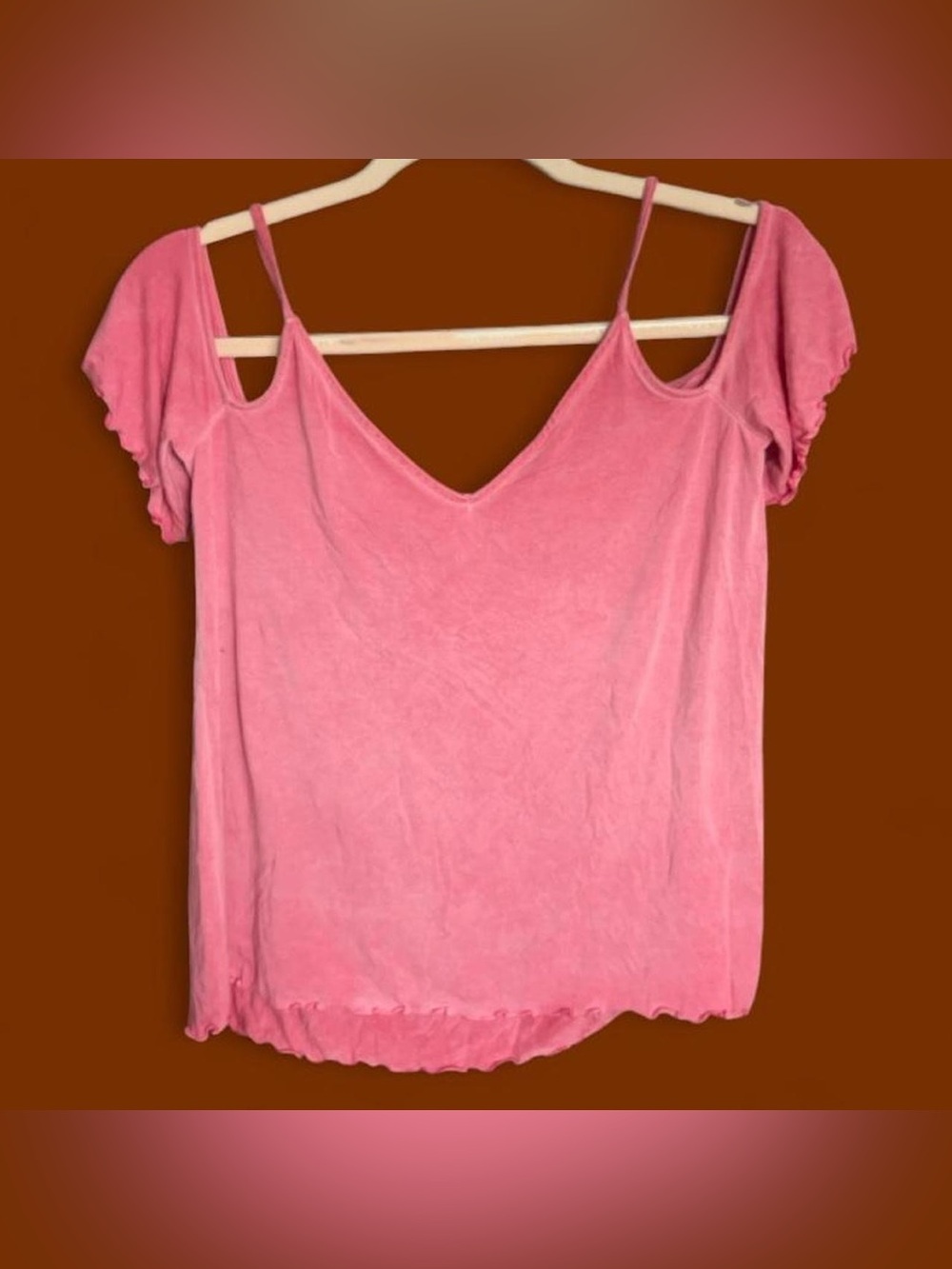 American Eagle Outfitters Pink Cold-Shoulder V-Neck Camisole